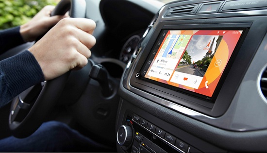 Parrot RNB 6 đưa Android Auto và CarPlay vào xe hơi