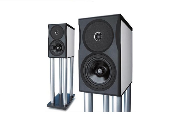Neat Acoustics Ultimatium XLS: Âm thanh trong suốt