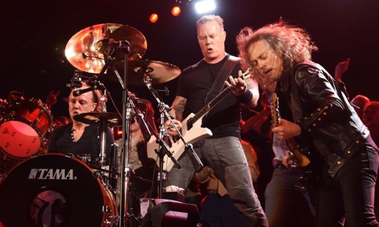 Metallica miễn phí tải album nhạc concert dưới dạng MP3