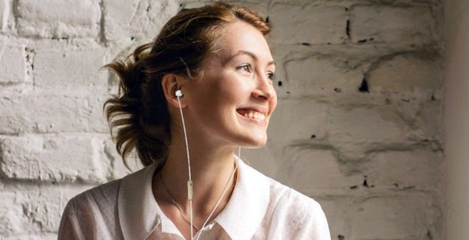 AKG giới thiệu tai nghe inear N20 cho smartphone