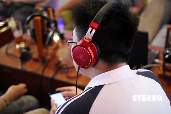 Điểm mặt headphone “hot” trong sự kiện tai nghe tại Hà Nội