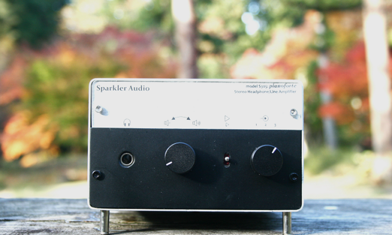 Vẻ đẹp hút hồn của thiết bị  Sparkler Audio