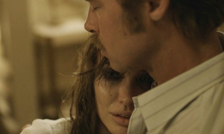 Brad Pitt và Angelina Jolie “chiến tranh lạnh” trong phim mới