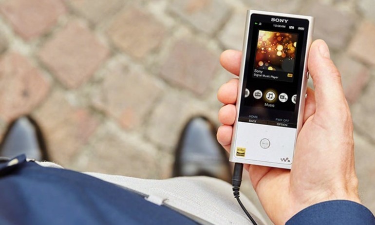 Sony giới thiệu máy nghe nhạc ZX100, lược bỏ Android