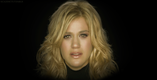 “25” của Adele sắp phá nhiều kỉ lục, các nghệ sĩ khác “khóc thét”