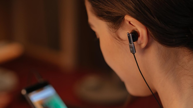 Hãng điện thoại OnePlus chính thức trình làng tai nghe Icons