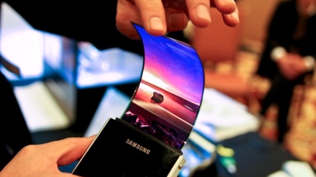 Màn hình AMOLED tăng trưởng gấp đôi, Samsung nắm 95,8% thị phần