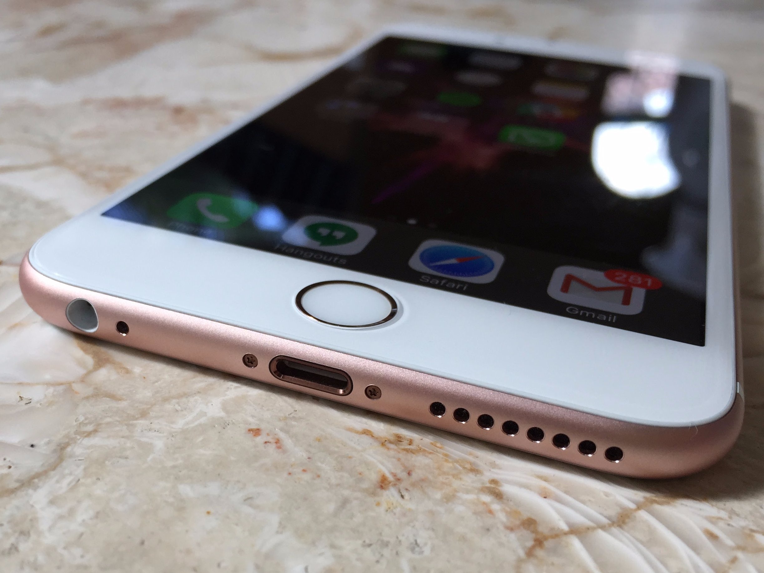 Những lý do Apple nên loại bỏ jack tai nghe trên iPhone 7