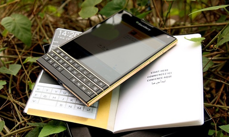 CEO John Chen: Chúng tôi sẽ không bỏ rơi Blackberry OS