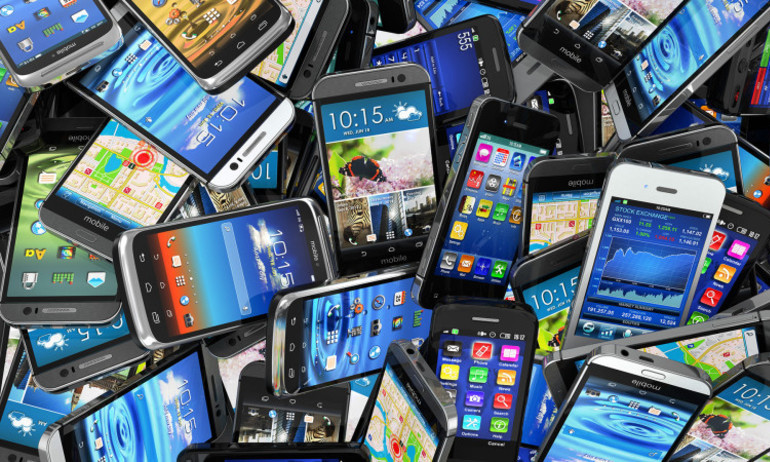 Thị trường smartphone tăng trưởng kỉ lục, Huawei và Lenovo bứt phá