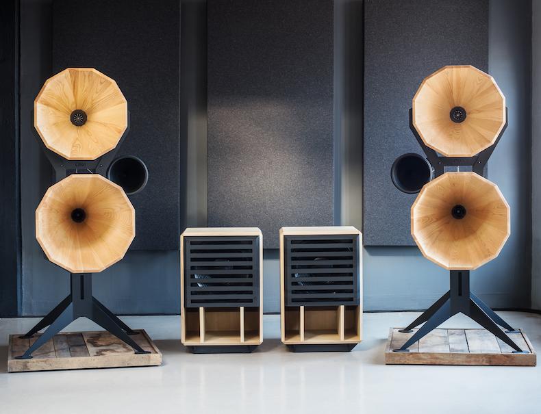 Oswalds Mill Audio Imperia: Cặp loa kèn gỗ giá 6,2 tỷ Đồng