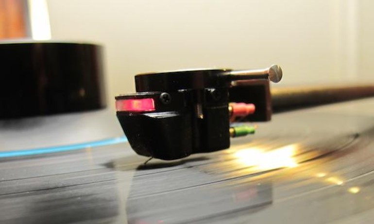 DS Audio ra mắt cartridge quang học DS Master1 dành cho mâm đĩa nhựa