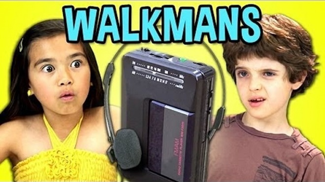 Trẻ em ngày nay phản ứng thế nào khi thấy máy Walkman cổ