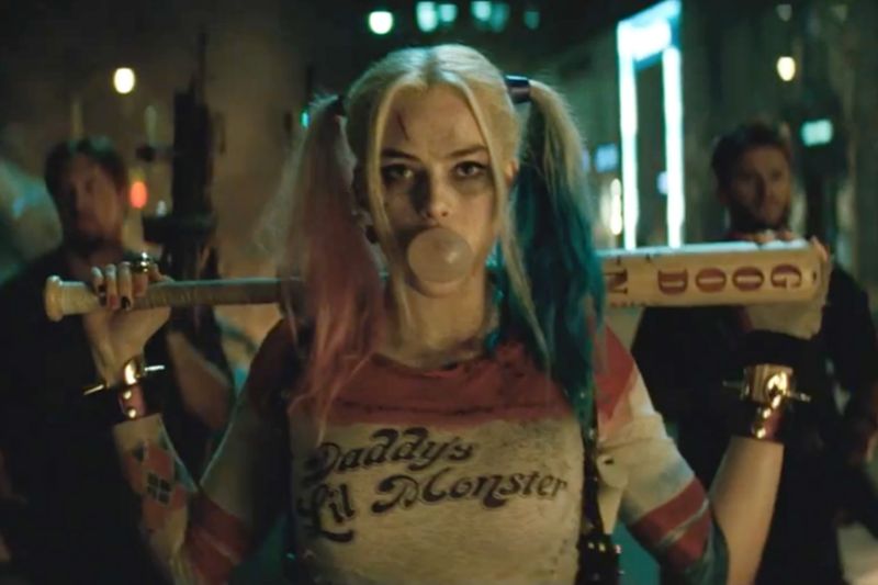 Harley Quinn chia sẻ tình tay ba với Joker, Deadshot trong Biệt Đội Cảm Tử