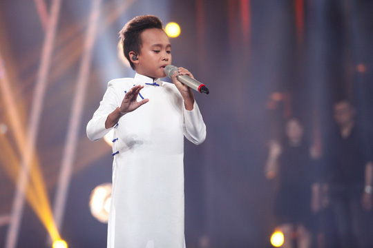 Hồ Văn Cường chiến thắng Vietnam Idol Kids bằng dân ca Nam Bộ