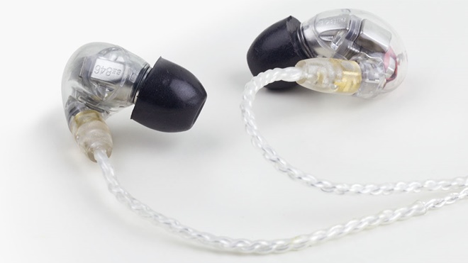 Fiio ra mắt 2 dây tín hiệu tai nghe balanced đầu 2,5mm giá 1 triệu đồng