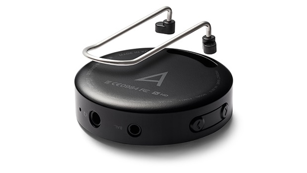 Astell & Kern ra mắt ampli Bluetooth cho tai nghe AK XB10