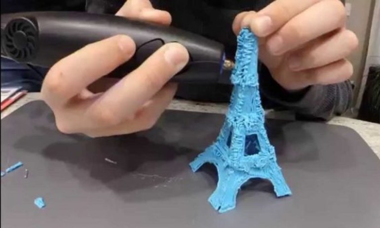 Các bước “vẽ” ra tháp Eiffel, lon Coca bằng bút 3Doodler
