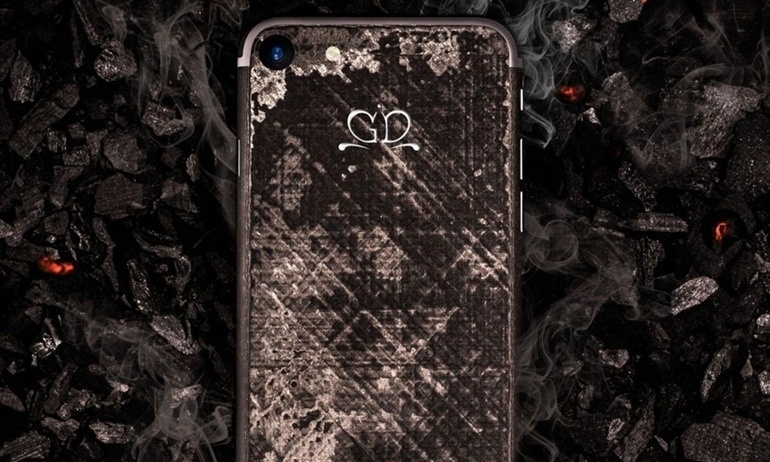 17.000 USD cho iPhone 7 Carbon Concept bạn có dám không?