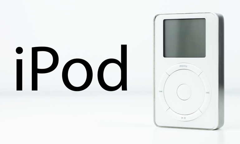 Chiếc iPod đời đầu 