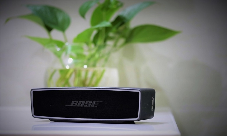 Bose SoundLink Mini: Khi âm nhạc trở thành người 