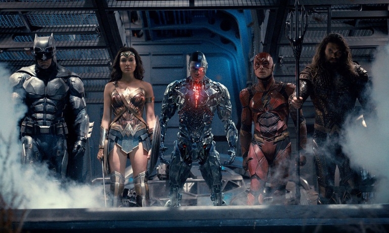 Những điểm mấu chốt được hé lộ trong trailer đầu tiên của Justice League
