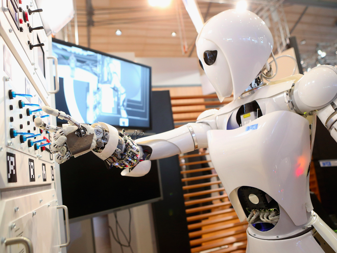 Robot của Google tiến bộ vượt bậc khi có thể dạy lẫn nhau và tự nâng cấp