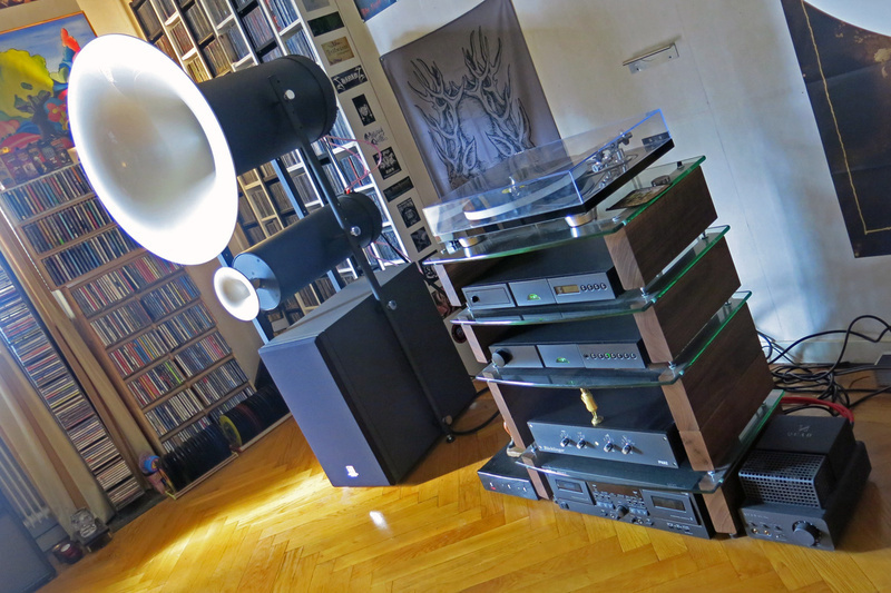 Bộ sưu tập loa kèn Avantgarde Acoustics của người nghe nhạc khắp thế giới (P.1)