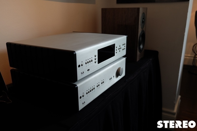 Music receiver T+A R 1000 E & loa Dynaudio Special 40: phối ghép tối ưu hiệu quả sử dụng và chất lượng âm thanh