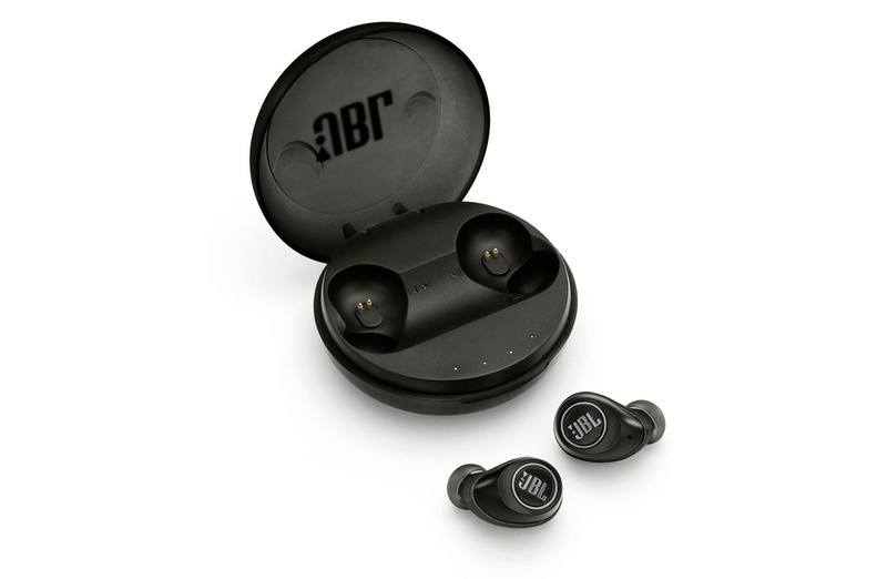 JBL tung ra thị trường hàng loạt sản phẩm âm thanh di động với nhiều tính năng hấp dẫn, giá phải chăng