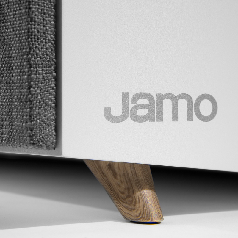 Đón chờ loạt loa Jamo Studio 8 sắp được phát hành ra thị trường