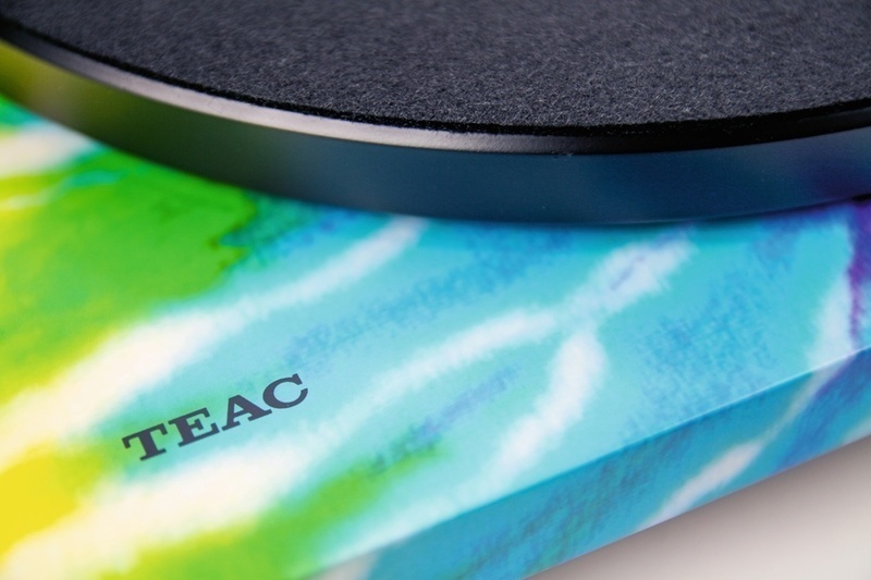 TEAC phát hành mâm đĩa than TN-420 phiên bản đặc biệt