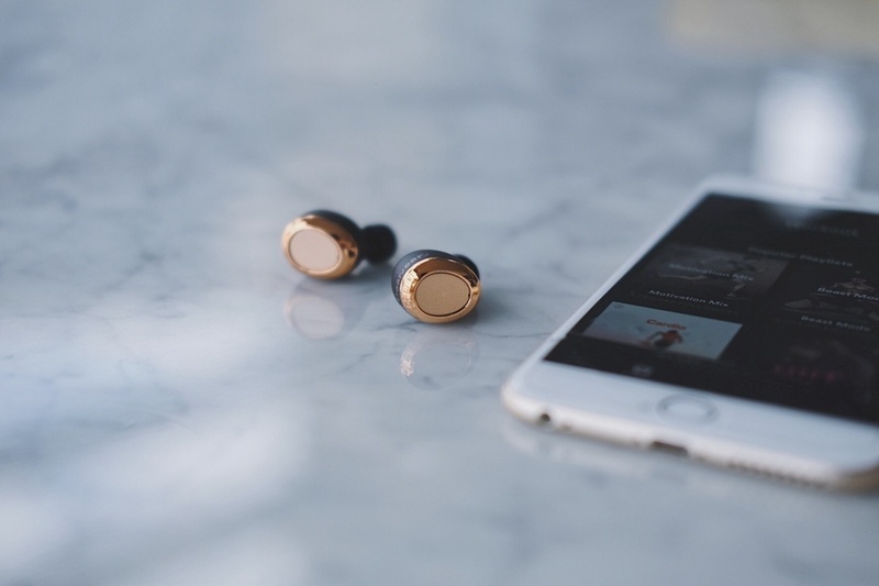 Dearear Oval True Wireless: Thêm một tai nghe in-ear hoàn toàn không dây được chào sân