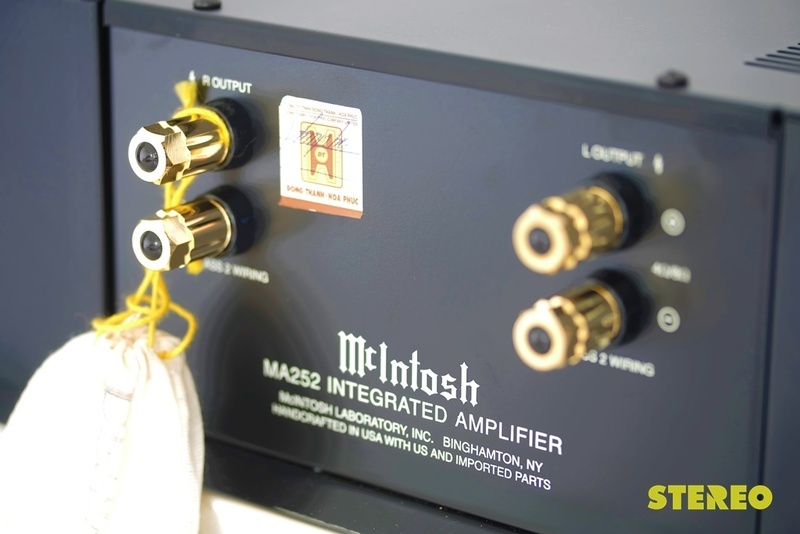 MA252: Ampli tích hợp hybrid đầu tiên của McIntosh