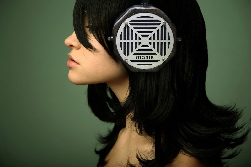 Erzetich Audio giới thiệu bộ đôi tai nghe hi-end Phobos và Mania
