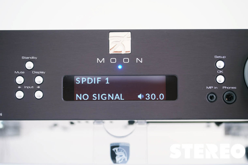 Đánh giá ampli tích hợp Simaudio Moon 240i