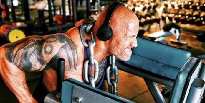Siêu sao The Rock ra mắt dòng tai nghe không dây dành riêng cho người tập thể thao