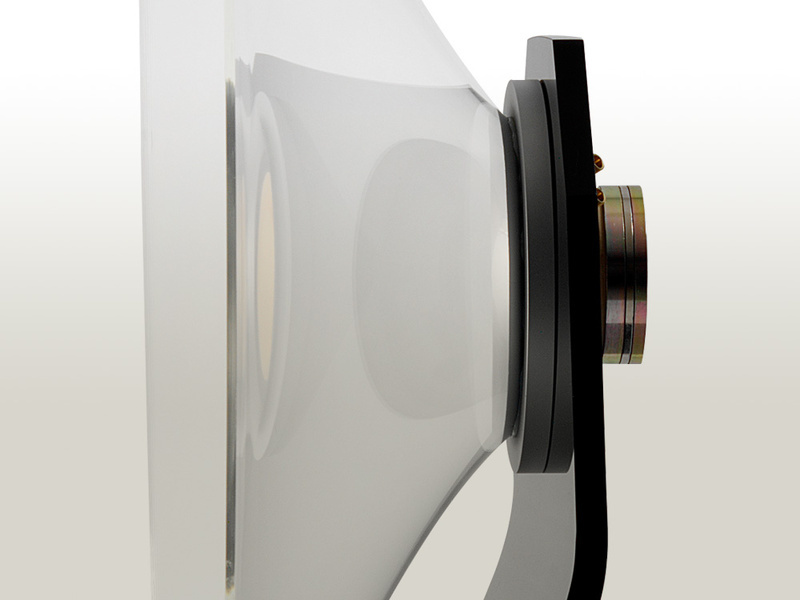 AER Loudspeakers The Excenter: Dòng loa kèn hi-end với thiết kế cực lạ