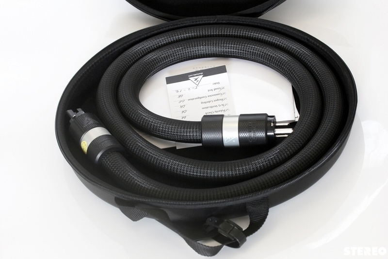 Ổ cắm, dây nguồn Shunyata Venom PS8 & Alpha NR: Bộ phụ kiện chất lượng cao cho hệ thống âm thanh