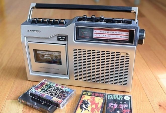 Crosley ra mắt bộ đôi cassette CT100 & CT200 cho người hoài cổ