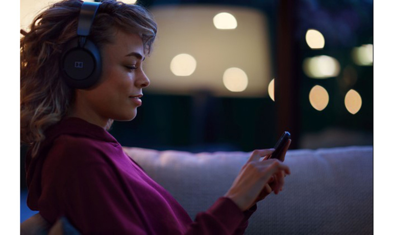 Dolby tham gia thị trường tai nghe không dây với Dolby Dimesion