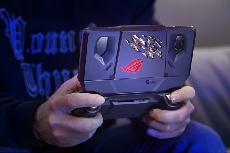 Asus chính thức ra mắt  gaming phone và dải sản phẩm mới tại sự kiện Join the Republic