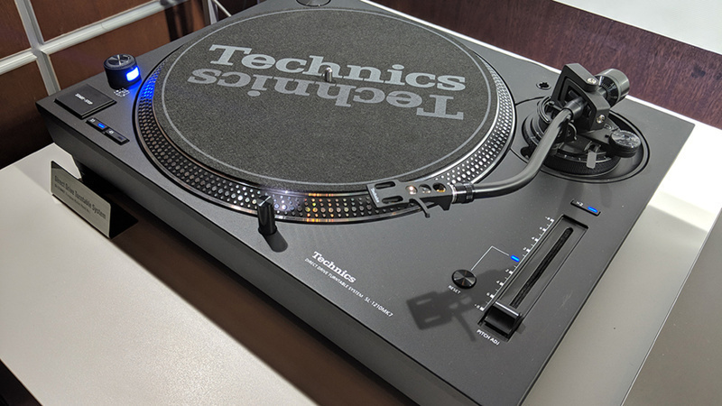 [CES 2019] Technics tái phát hành mâm đĩa DJ SL-1200 MK7