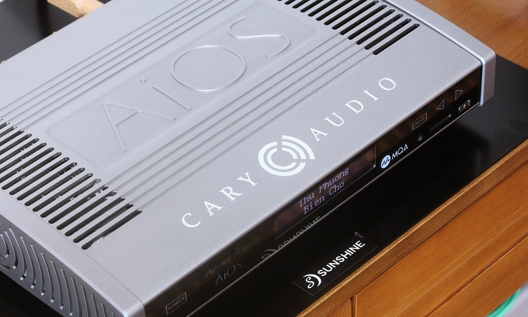 Trên tay AiOS: máy nghe nhạc cực mạnh của Cary Audio Design