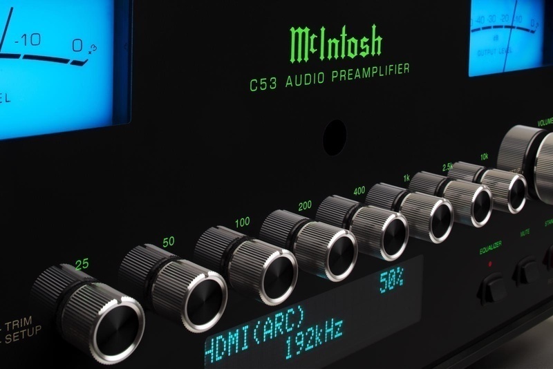 McIntosh trình làng ampli tiền khuếch đại C53: Sản phẩm đầu tiên tích hợp DA2 Digital Audio Module