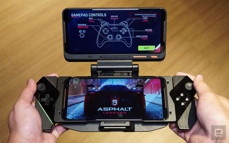 Asus ROG giới thiệu siêu phẩm gaming smartphone ROG Phone II