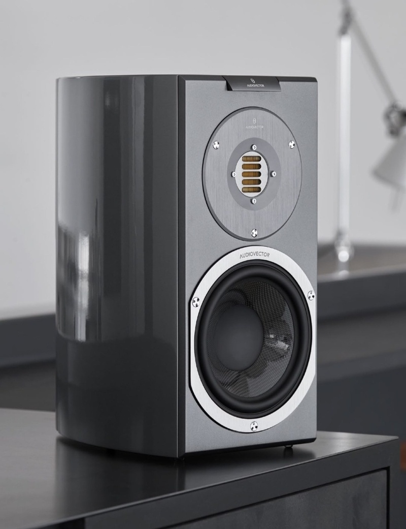 Audiovector ra mắt dòng loa R-Series thế hệ mới