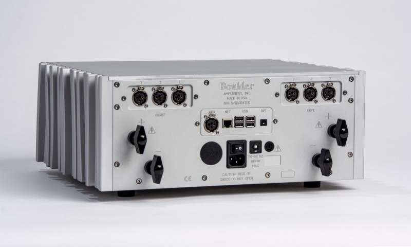 Boulder chính thức tung ra ampli tích hợp tầm trung của hãng mang tên 866 Integrated