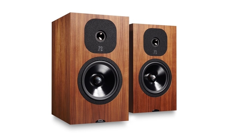 Neat Acoustics công bố giảm giá các mẫu loa Momentum SX3i và SX5i