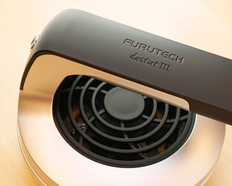 Furutech Destat III: Khử tĩnh điện cho băng đĩa tinh khôi